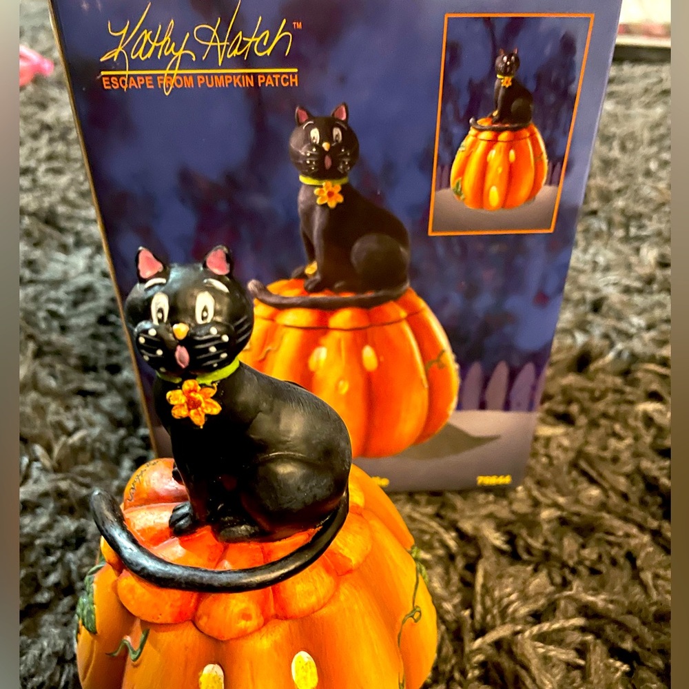 VTG-Kathy Hatch Handpainted candle-
